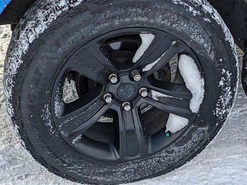 Used 2018 RAM 1500 Sport w/ Hydro Blue Sport Package image 10