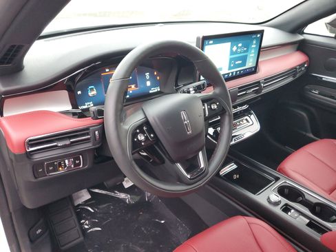 New 2026 Lincoln Corsair Reserve w/ Jet Appearance Package image 13