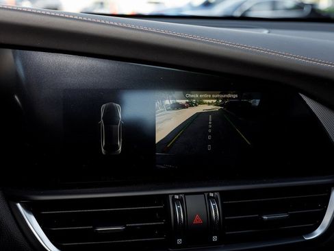 New 2025 Alfa Romeo Giulia AWD w/ Driving Assist Package image 17