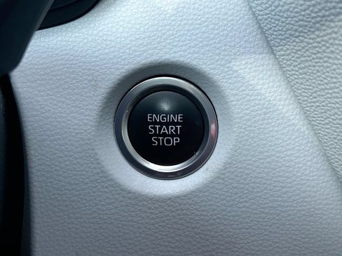 Used 2023 Toyota Corolla SE FWD image 18