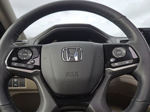 Certified 2023 Honda Odyssey Elite image 32