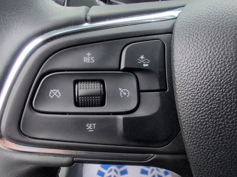 Used 2023 Buick Envision Preferred FWD image 23