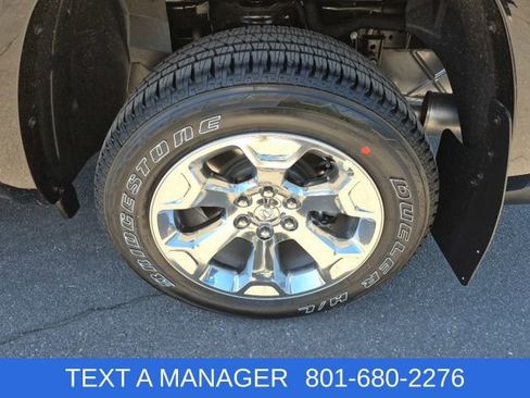 New 2026 RAM 1500 4x4 Crew Cab image 9