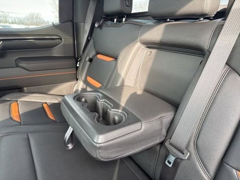 Certified 2023 GMC Sierra 1500 AT4 w/ AT4 Premium Package image 32