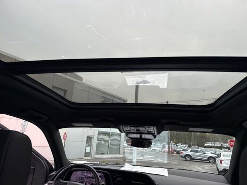 Used 2023 Cadillac Escalade Sport image 40