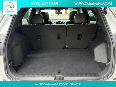 Used 2022 Chevrolet Equinox RS w/ Infotainment Package AWD/4WD image 25
