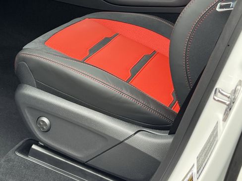 New 2026 Mercedes-Benz GLE 53 AMG 4MATIC Coupe image 12