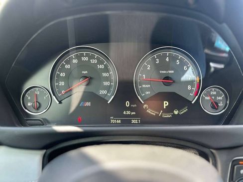 Used 2015 BMW M4 Coupe RWD image 13