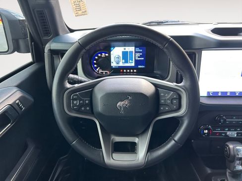 Used 2024 Ford Bronco Outer Banks image 14