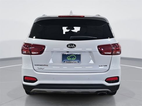 Used 2019 Kia Sorento EX image 5