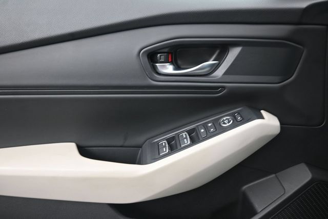 Used 2023 Honda Accord EX image 25