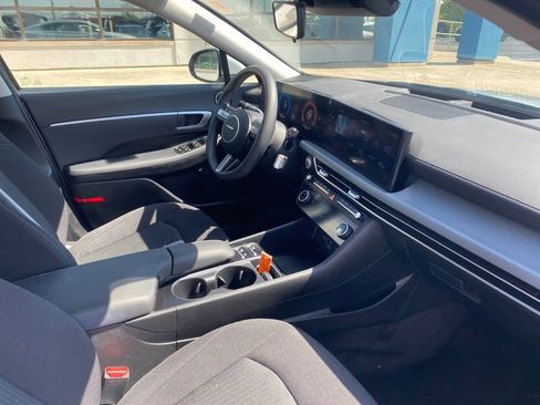 Used 2025 Hyundai Sonata SEL FWD image 7