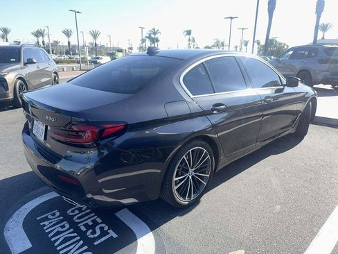 Used 2022 BMW 530i w/ Convenience Package image 2
