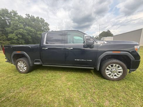 Used 2023 GMC Sierra 2500 Denali w/ Denali Ultimate Package AWD/4WD image 4