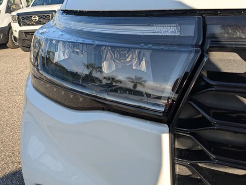 Used 2025 Ford Explorer ST-Line w/ Premium Package AWD/4WD image 10