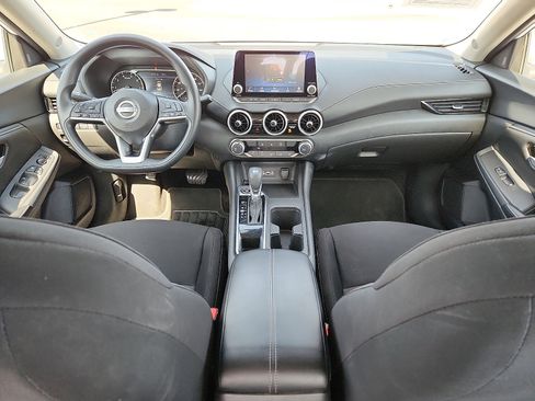 Used 2024 Nissan Sentra SV FWD image 10