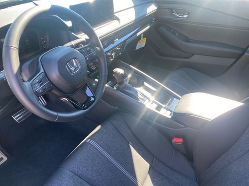 Certified 2025 Honda Accord Sport image 11
