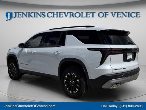 New 2026 Chevrolet Traverse Z71 w/ Enhanced Driving Package AWD/4WD image 7