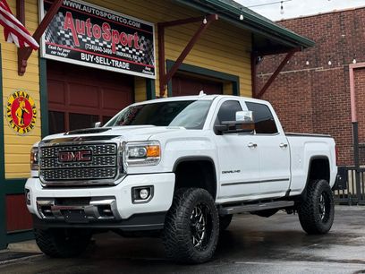 Used 2019 GMC Sierra 2500 Denali w/ Duramax Plus Package