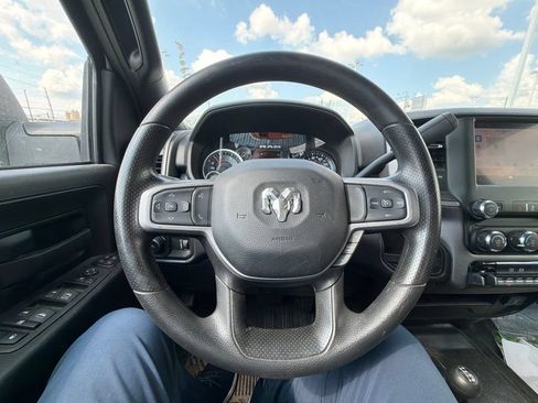 Used 2024 RAM 3500 Tradesman w/ Chrome Appearance Group AWD/4WD image 13