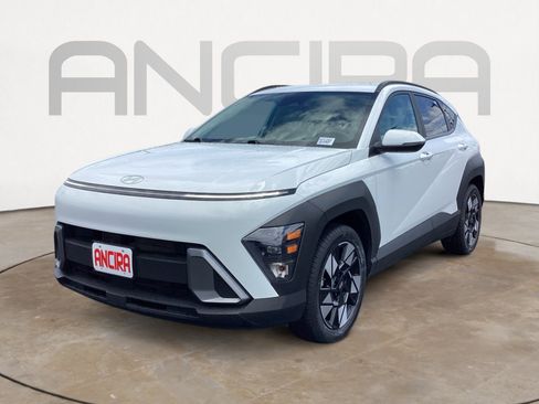 Used 2024 Hyundai Kona SEL FWD image 9