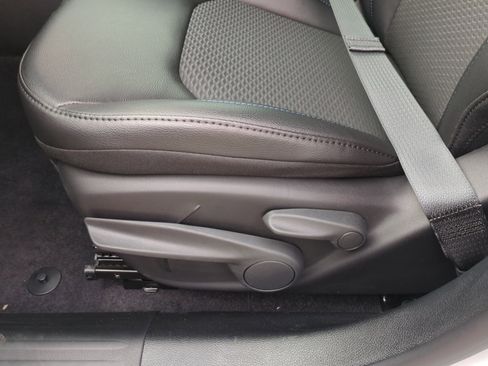 New 2026 Jeep Compass Latitude image 14