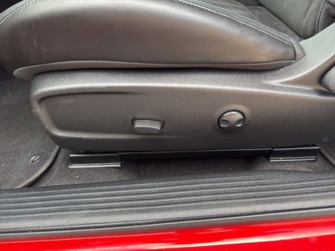 Used 2023 Dodge Challenger R/T w/ Plus Package image 15