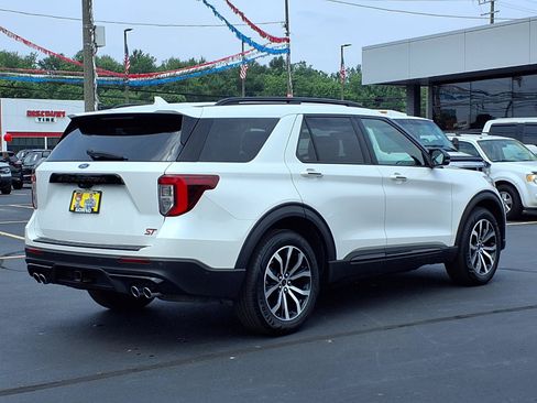 Used 2020 Ford Explorer ST w/ Premium Technology Package AWD/4WD image 2