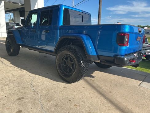 Used 2024 Jeep Gladiator Rubicon AWD/4WD image 5