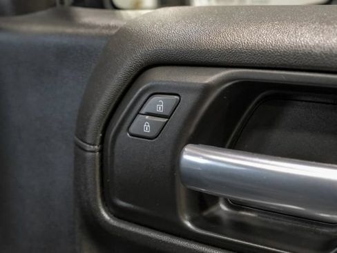 Used 2019 Chevrolet Silverado 1500 RST w/ All-Star Edition RWD image 58