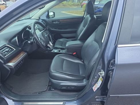 Used 2016 Subaru Outback 3.6R Limited AWD/4WD image 12