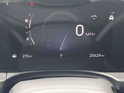 Used 2024 Buick Envista Avenir FWD image 3