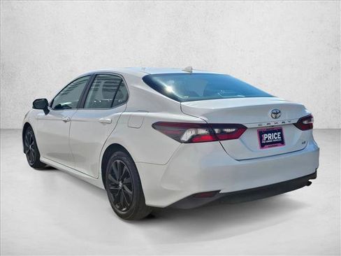 Used 2023 Toyota Camry LE w/ Convenience Package FWD image 3