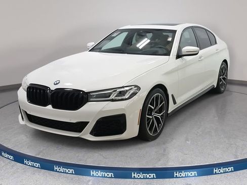 Certified 2022 BMW 540i xDrive w/ M Sport Package image 2