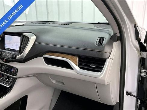 Used 2018 GMC Terrain SLE w/ Driver Convenience Package FWD image 17