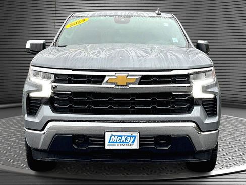 Used 2023 Chevrolet Silverado 1500 LT image 2