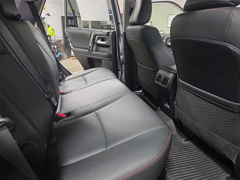 Used 2022 Toyota 4Runner TRD Off-Road Premium image 11