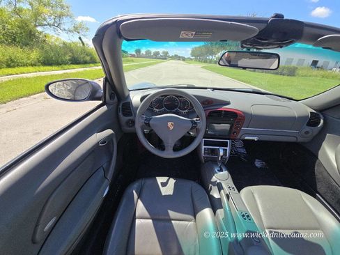 Used 2004 Porsche 911 Carrera image 14