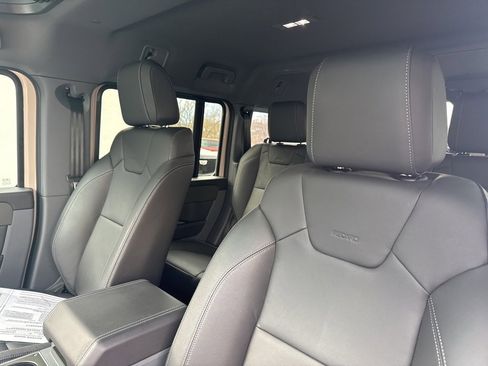 Used 2025 INEOS Grenadier Limited image 12