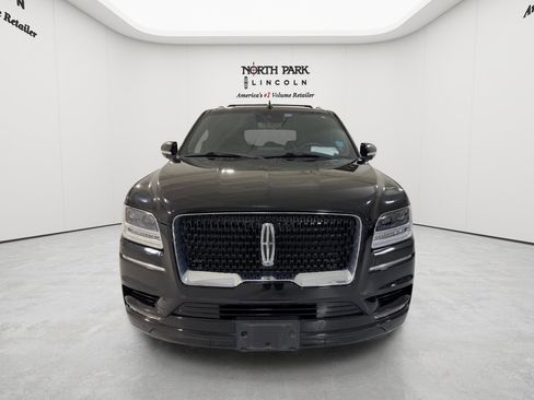 Used 2020 Lincoln Navigator Reserve w/ Equipment Group 208A Reserve AWD/4WD image 8