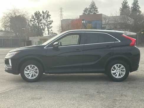 Used 2018 Mitsubishi Eclipse Cross ES image 7
