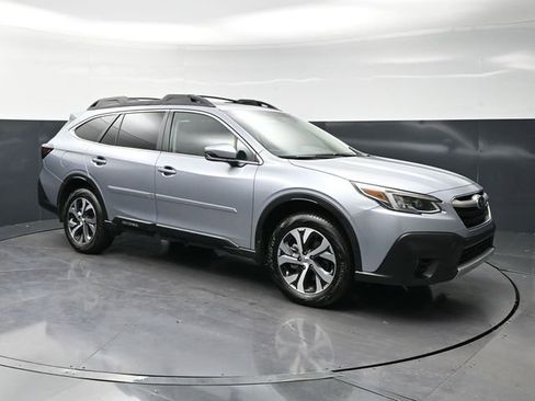 Used 2020 Subaru Outback Limited XT w/ Popular Package #2 image 3