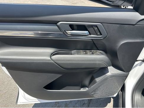 New 2026 GMC Terrain Elevation w/ LPO, Floor Liner Package FWD image 7
