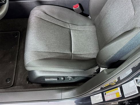 Used 2025 Honda Accord SE image 16