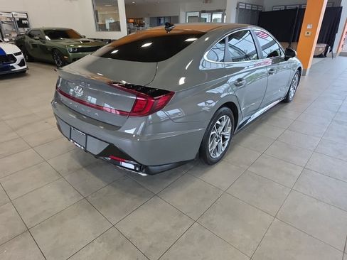 Used 2023 Hyundai Sonata SEL FWD image 7