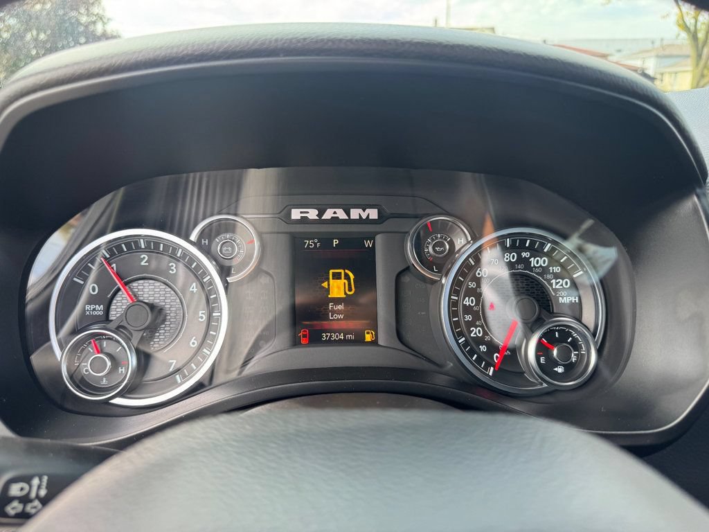 Used 2023 RAM 1500 Big Horn AWD/4WD image 24