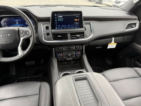 Used 2024 Chevrolet Tahoe Z71 w/ Luxury Package image 16