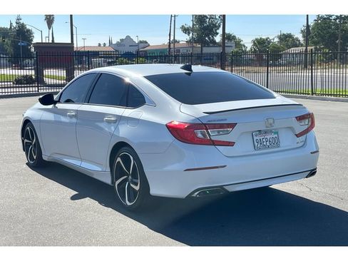 Used 2022 Honda Accord Sport image 3