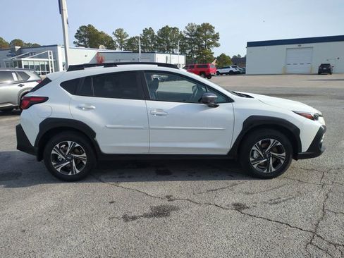 New 2026 Subaru Crosstrek 2.5i Premium image 2