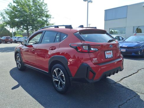 Certified 2025 Subaru Crosstrek 2.5i Premium AWD/4WD image 4